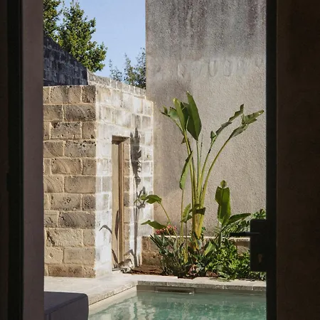 Bed & Breakfast Le Cinque Stanze By Li Palaci 4*